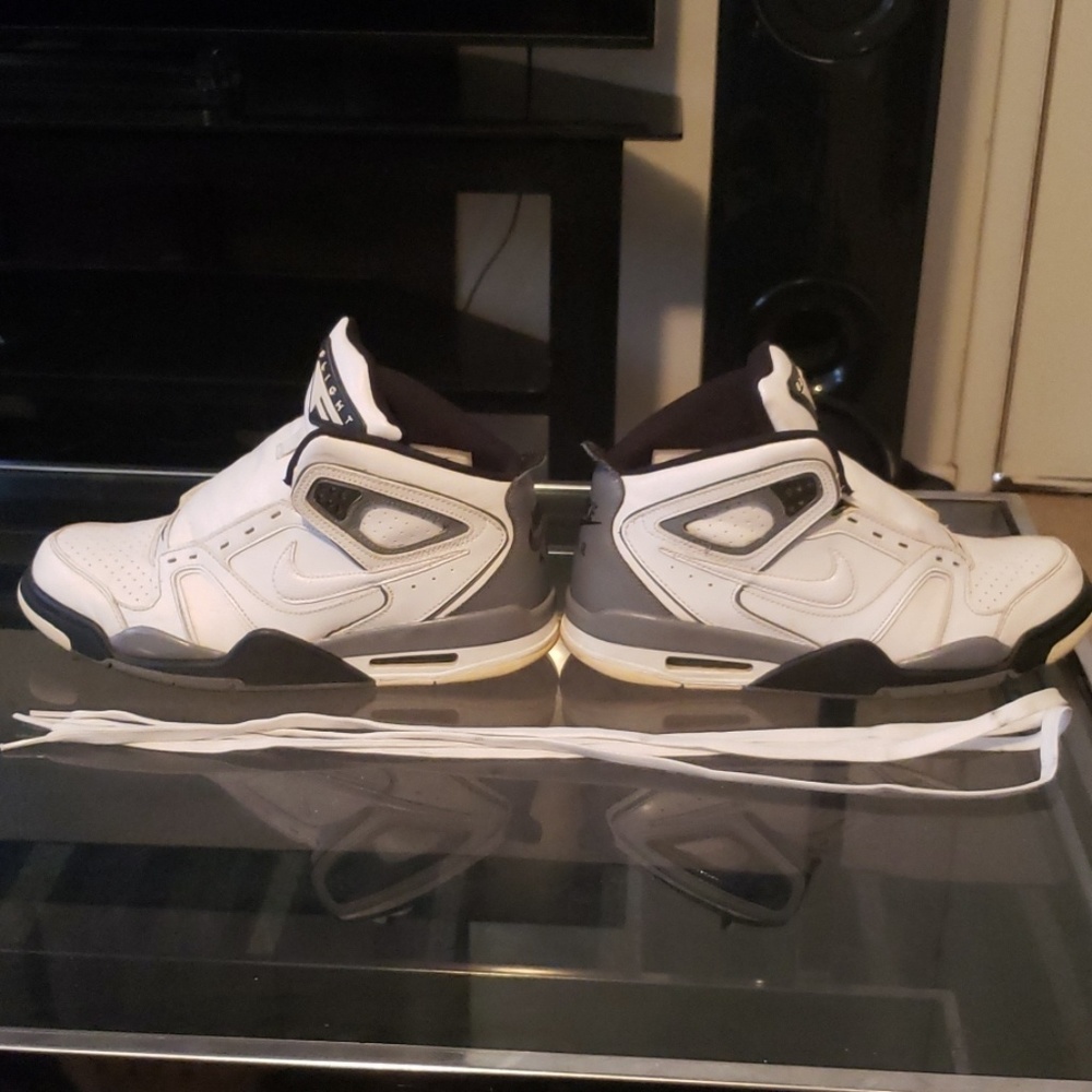 NIKE flight Falcons